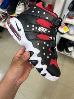NIKE - SZ 6
