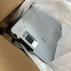 Canon Multimedia Projector  LV-7392A