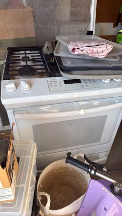 Gas stove.