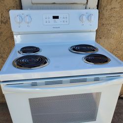 Frigidaire Kitchen Stove 