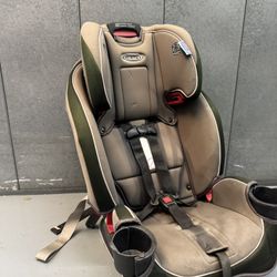 Graco Convertible Car Seat (Green)