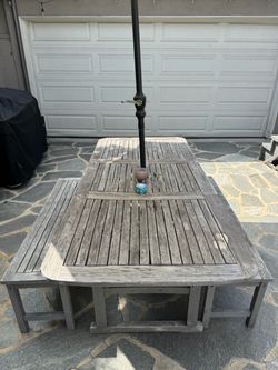 Weathered Gray Solid Wood Outdoor Dining Table + 2 Benches