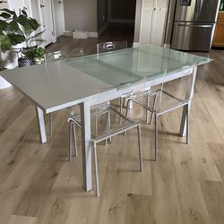 Collapsible Dining Table And Chairs