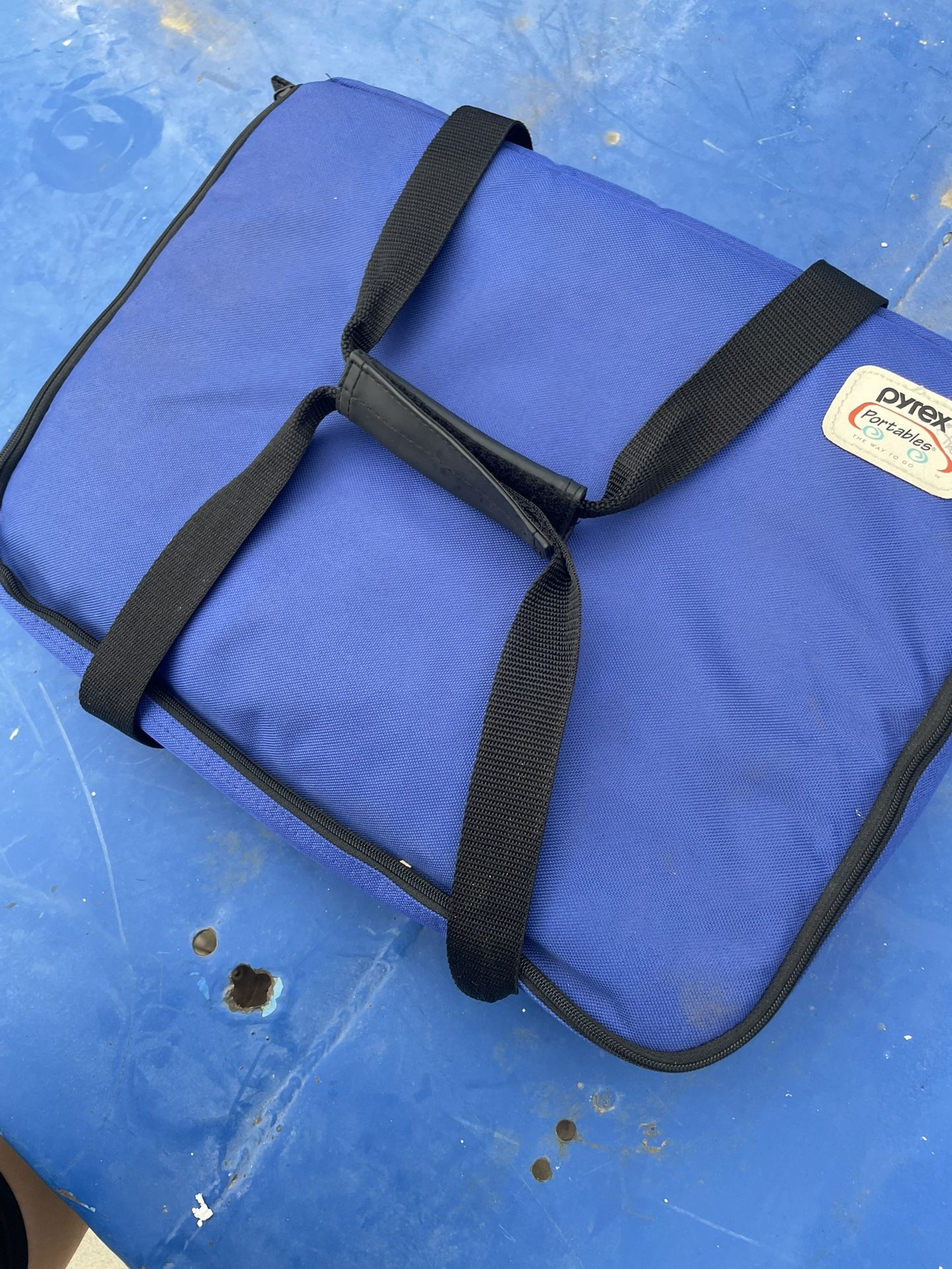 Pyrex Portables Dish 