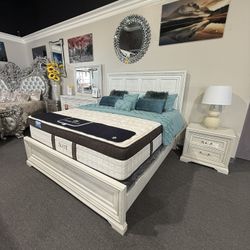 4 Pc King Bedroom Set With Free Mattress