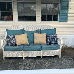 Wicker Couch 