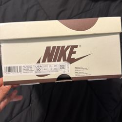 Travis Scott size 10 for men