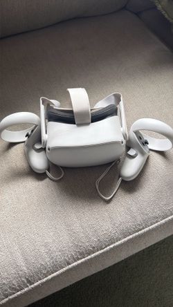Meta Quest 2 VR Headset