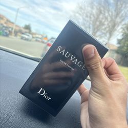Dior Sauvage Men’s Cologne 