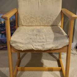 4 Dinner Chairs Free
