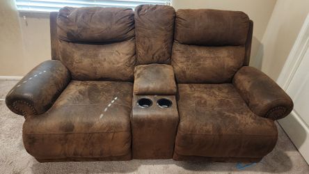 2 Large Fully Reclinable Couches And Tables