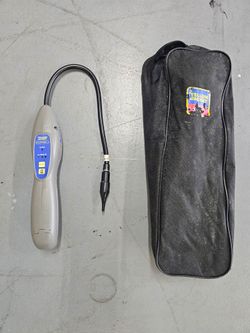 Yellow Jacket, Accuprobe II, leak detector.