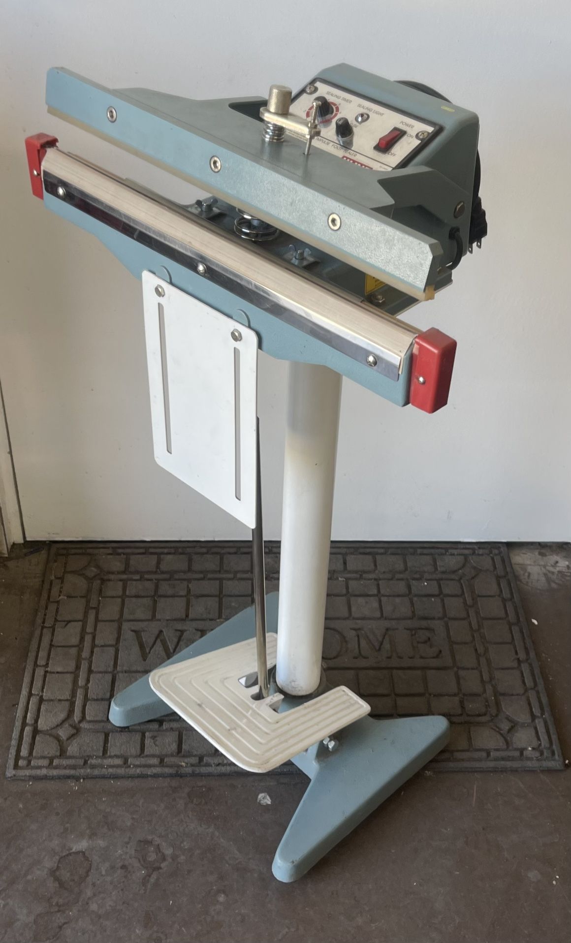 ULINE Heat Sealer