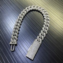 Silver Cuban Bracelet 🥶