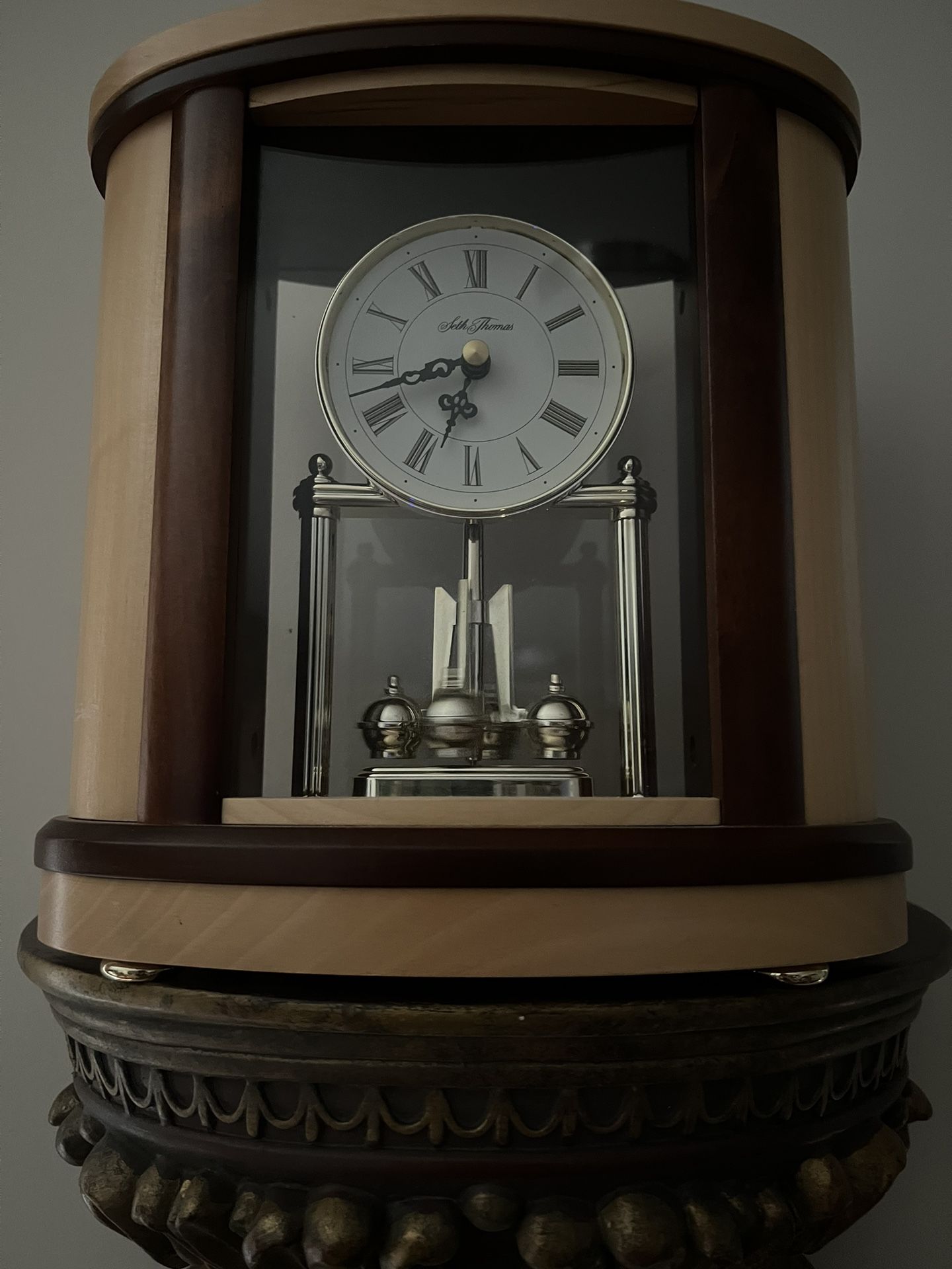Seth Thomas Vintage Wood Quartz Clock