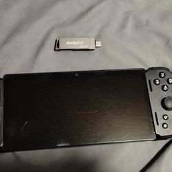Razer Edge 5G Gaming Tablet With Loaded Flash Drive 