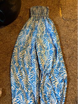 White and blue strapless romper