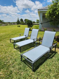 Set of 3 Outdoor Chaise Lounges