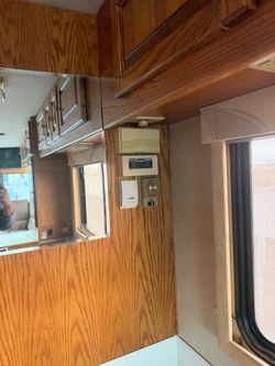 1995 Monaco signature Cummings diesel $8500