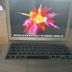 MacBook