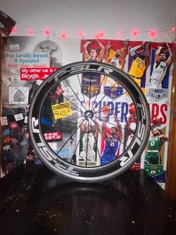 Carbon clincher giant front