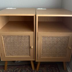 Matching Pair Wicker MCM Style Nightstands End Tables, w/ Outlets 