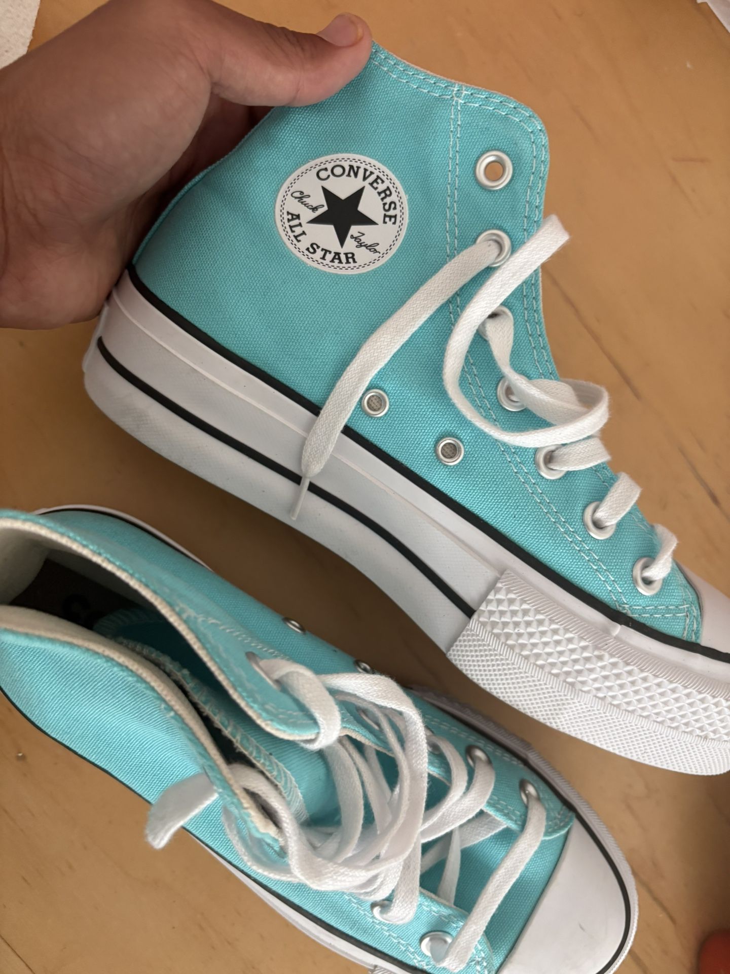 Converse