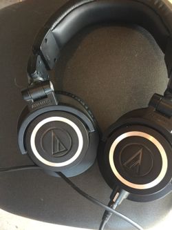 AUDIO TECHNICA HEADPHONES ATH-M50x