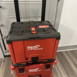 Milwaukee Packout Rolling Box And Cabinet