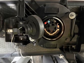 2012 TOYOTA FJ Cruiser Headlights and Side marker