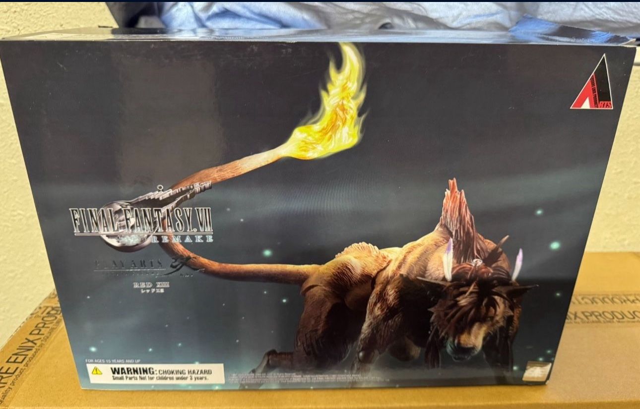 Play Arts Kai Red Xiii