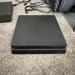 PS4 Slim