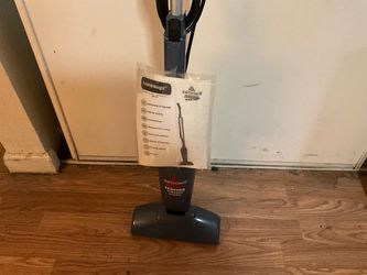 Vacuum Featherweight Like new