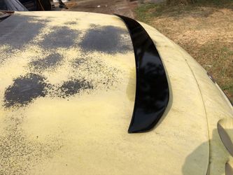 Nissan 350z genuine rear spoiler