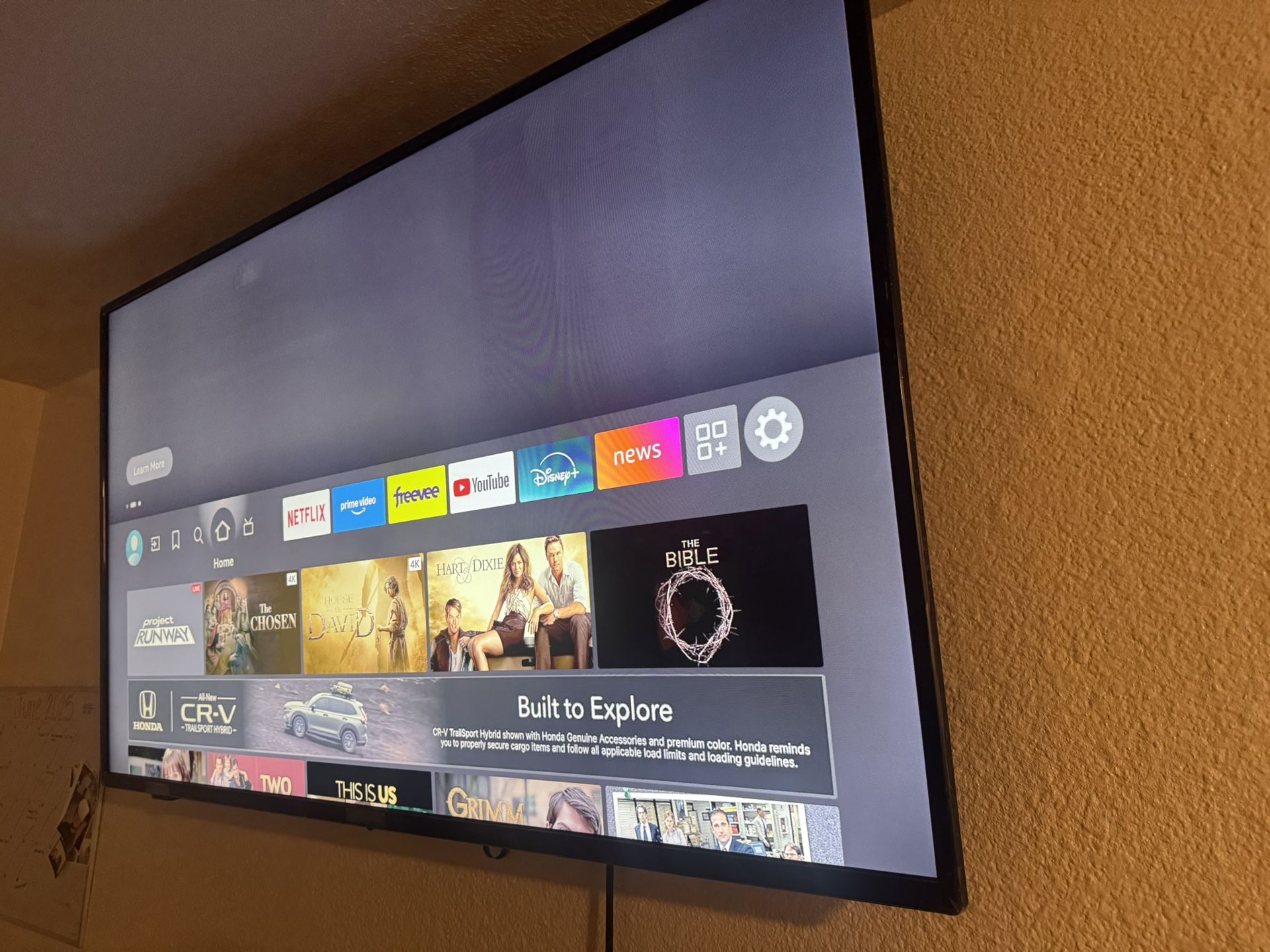 TV 