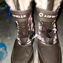 Airwalk Girls Brown And Pink Boots 
