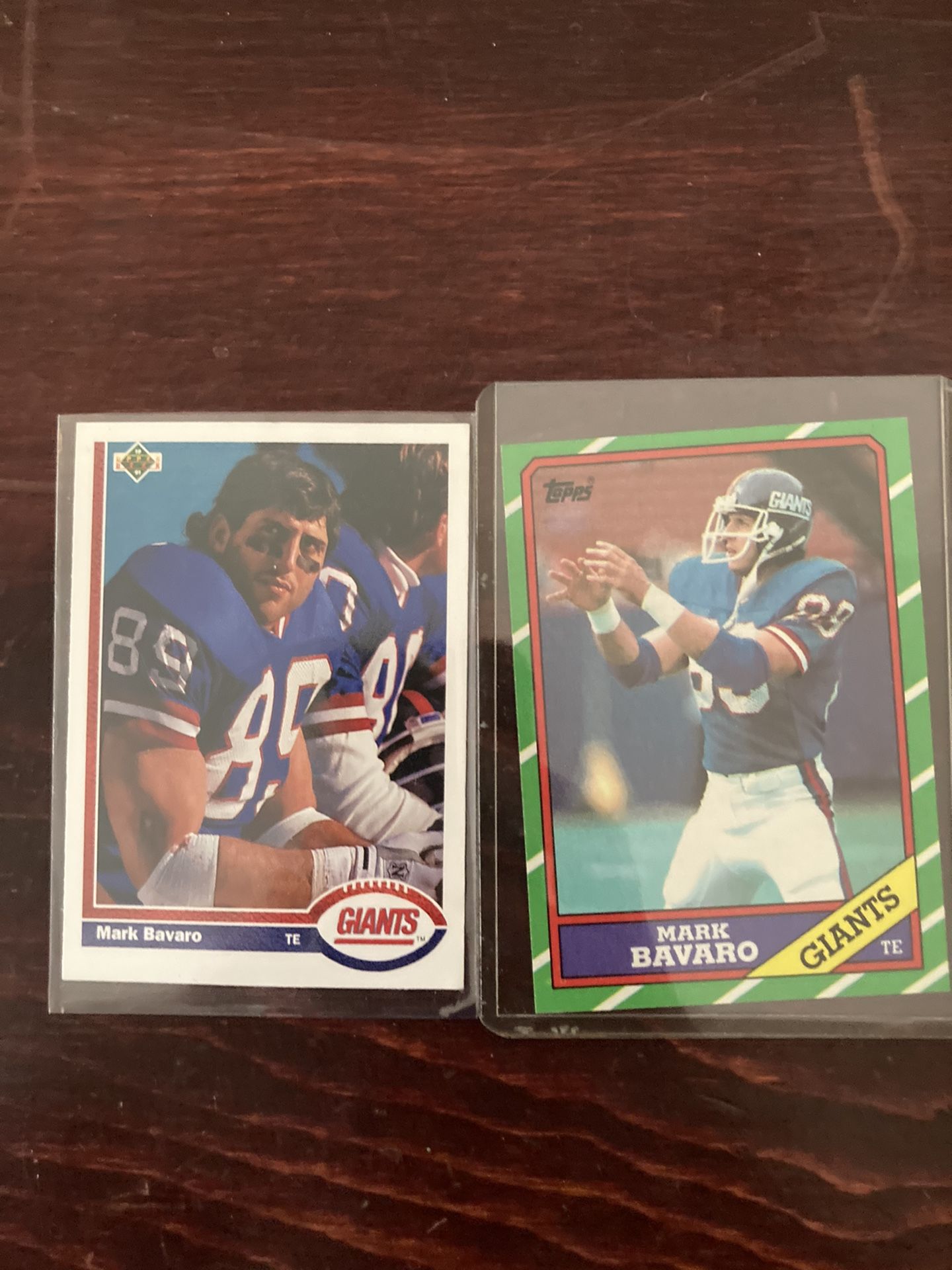 2 Mark Bavaro NFL Cards 