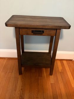 Pottery Barn Mateo Console Table