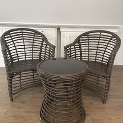 Patio Furniture - Max studio Table And Chairs