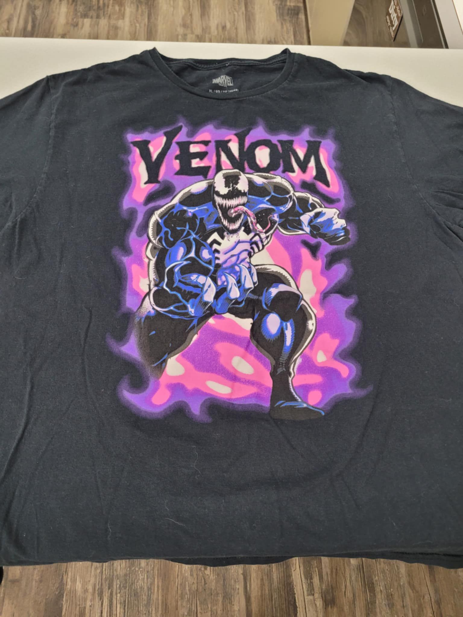 Marvel Comics Venom Graphic Black Shirt Adult Size XL - Worn Once!!