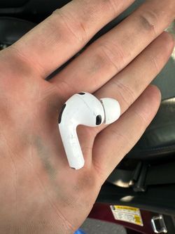 AirPod pro 3 right ear bud only