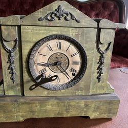 Antique Clock, Vintage 1910