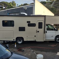2020 Chevy Coachmen 24 Foot
