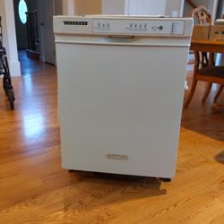 Kitchen Aid Dishwasher 