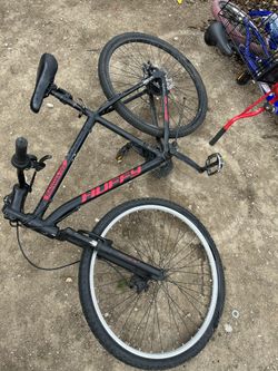 Black Huffy Bike