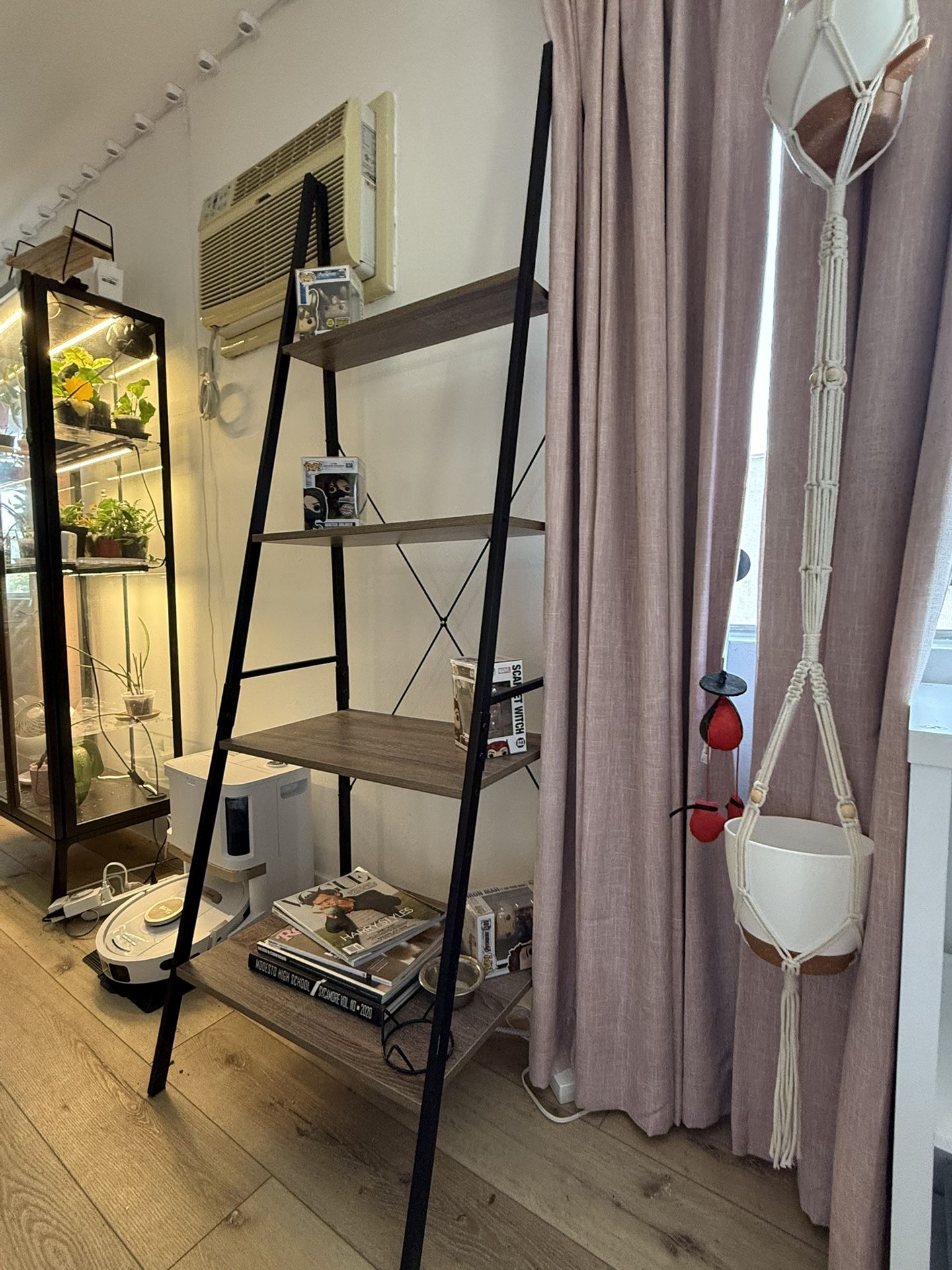 leaning ladder shelf