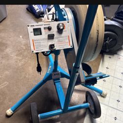 Softball pitching Machine 