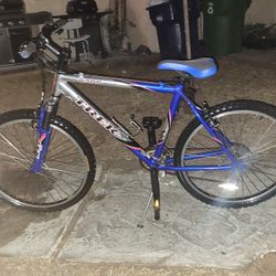 Trek Alpha 4300 Mountain Bike