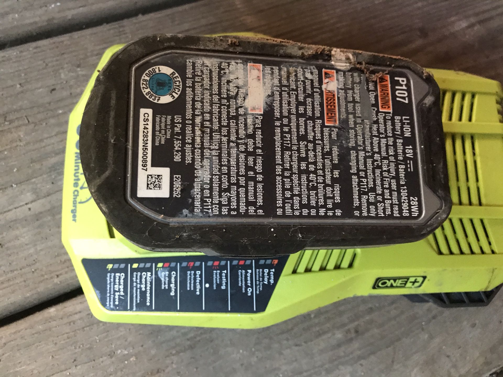 Ryobi P117 One+ 18 Volt Dual Chemistry IntelliPort Lithium Ion and NiCad Battery Charger