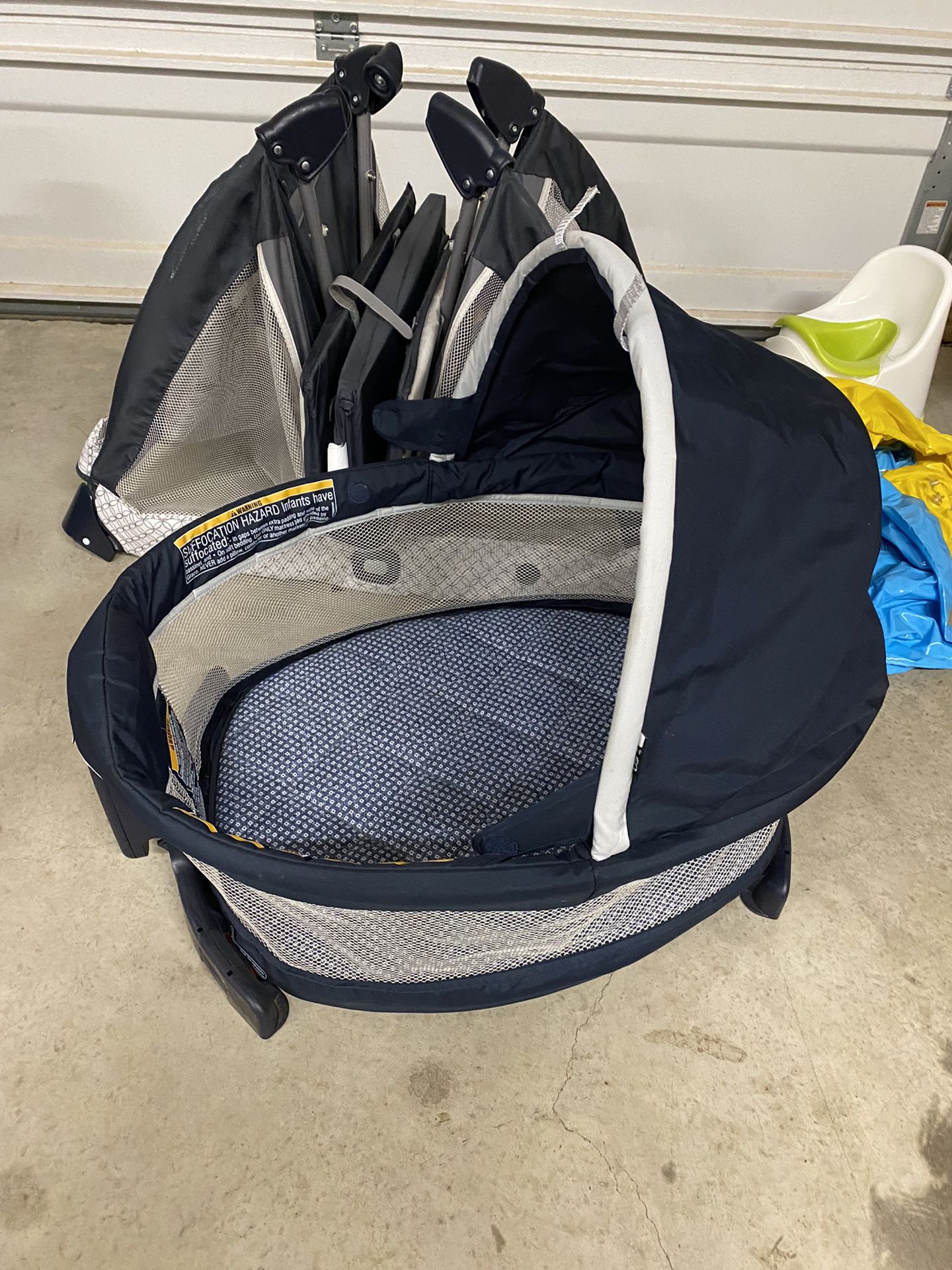 Free Baby Items (playard Size, Mini Bassinet, Spectra Pump, Baby Boy Clothes 0-3 Month’s -Must pick Up All